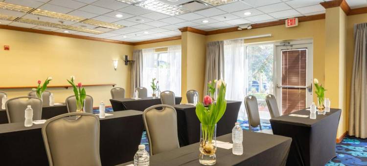 希尔顿欢朋套房酒店-杰克逊维尔迪尔伍德公园(Hampton Inn & Suites by Hilton Jacksonville Deerwood Park)图片