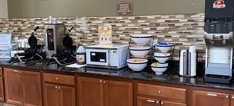 爱荷华城市Travelodge by Wyndham(Iowa City Travelodge)(Travelodge by Wyndham Iowa City)图片