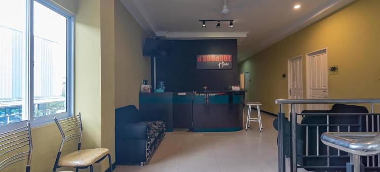 红门酒店@坤甸阿古斯萨利姆街(RedDoorz at H Agus Salim Street Pontianak)图片