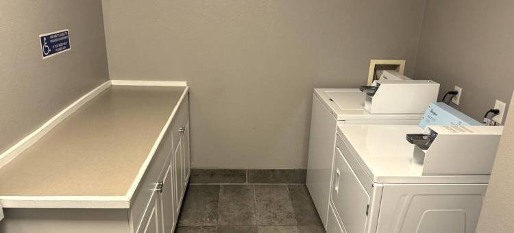 Radisson酒店乡村客栈，米德韦- 塔拉哈西西(Country Inn & Suites by Radisson, Midway - Tallahassee West)图片