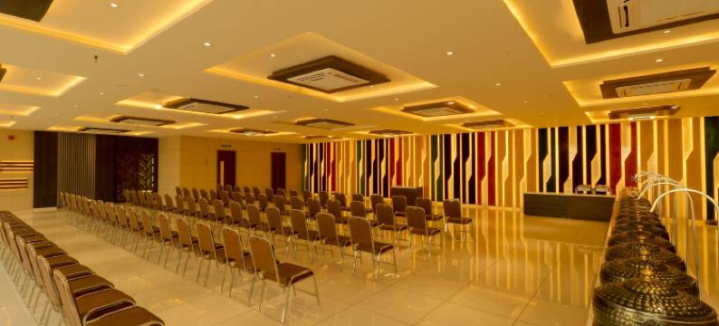 瓦多达拉的大善达善酒店(Hotel Grand Darshan Vadodara)图片