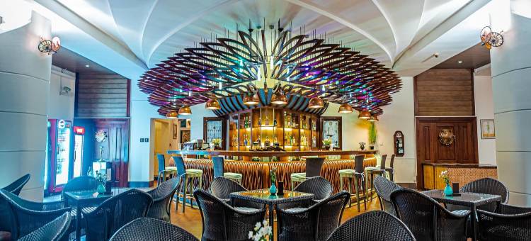 威桑游艇俱乐部度假村(Ngwe Saung Yacht Club & Resort)图片
