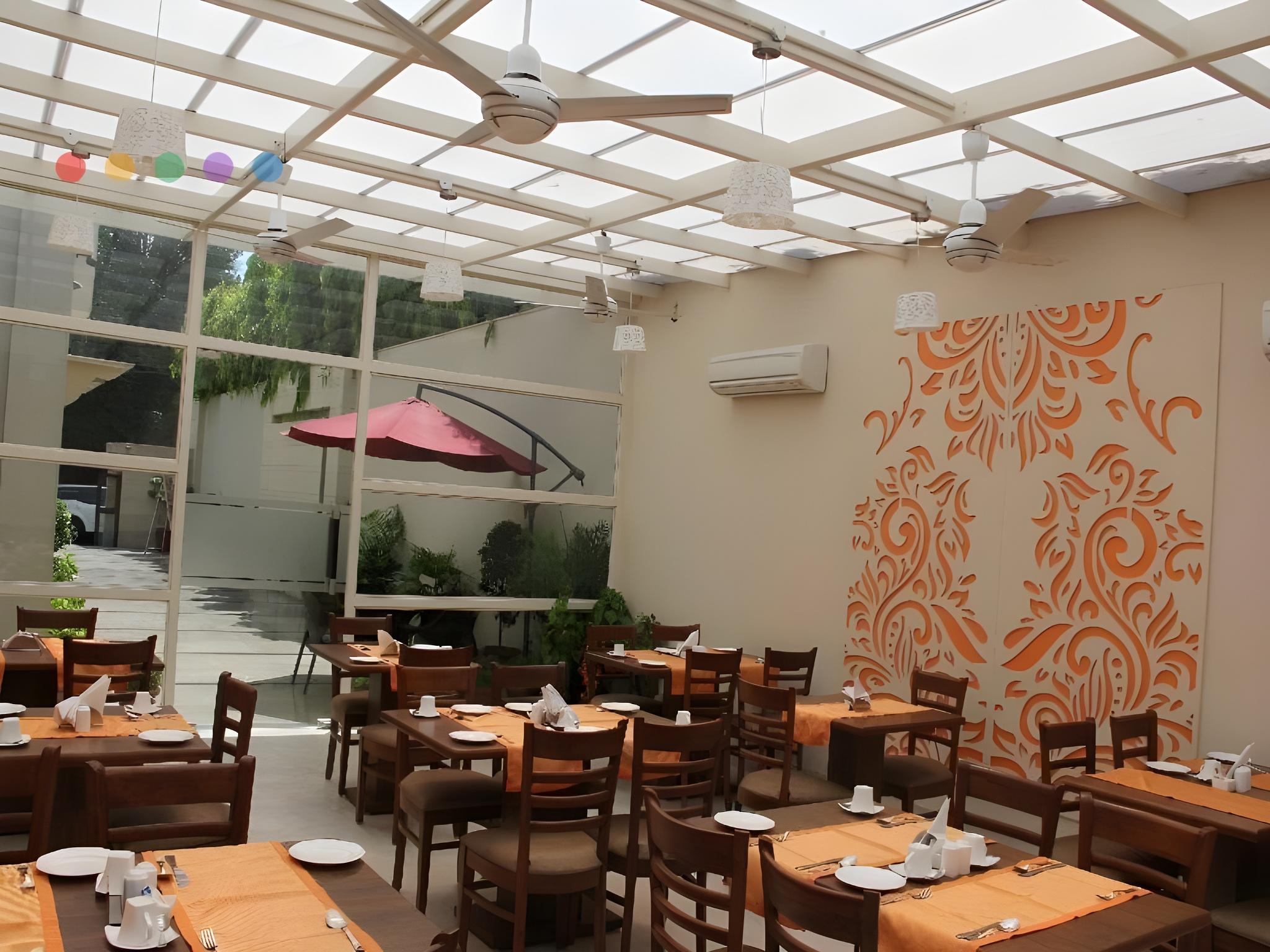 La Sagrita Hotel Overview