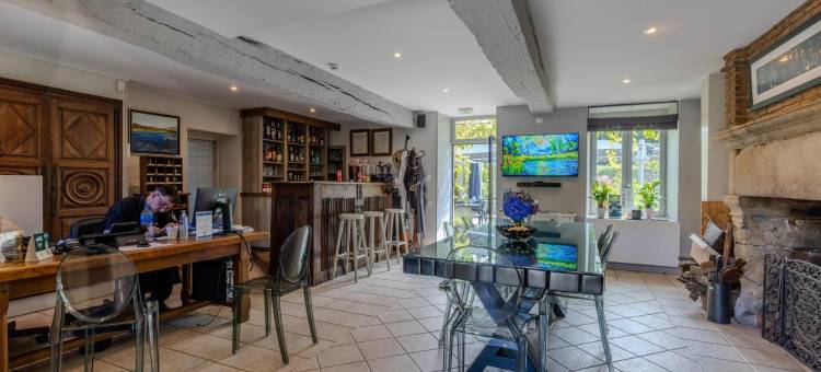 勒马努瓦尔德波尔特庄园Logis酒店(Logis Hotel le Manoir des Portes)图片