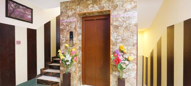 丹巴拉姆皇家大酒店(Royal Grand)图片