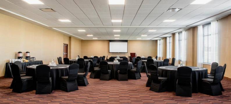 大草原城福朋喜来登酒店(Four Points by Sheraton Grande Prairie)图片