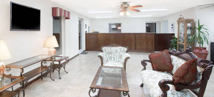 怀特维尔速8酒店(Super 8 by Wyndham Whiteville)图片