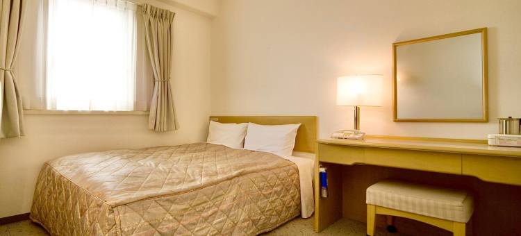 冈山站前环球酒店(Okayama Ekimae Universal Hotel)图片