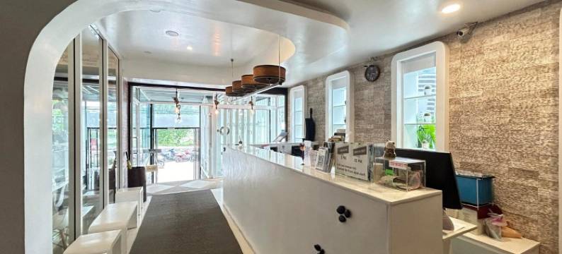 苏林海滩本雅达洛奇山林小屋(Benyada Lodge - Surin Beach)图片