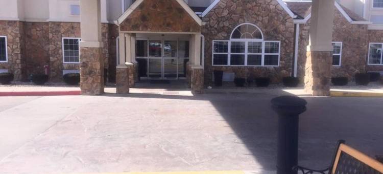 昆西麦客达套房酒店(Microtel Inn & Suites by Wyndham Quincy Downtown/River Area)图片