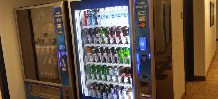 威利斯顿温德姆华美达酒店(Ramada by Wyndham Williston)图片