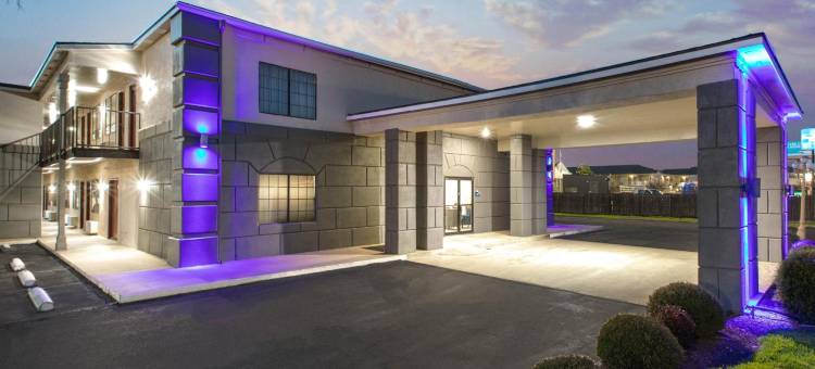 温德姆戴斯酒店，靠近市中心/大学，韦科(Days Inn by Wyndham Waco Near Downtown/University)图片