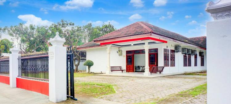 O喀拉喀托北苏门答腊穆罕默迪亚大学(UMSU)酒店(Hotel O Krakatau Near Universitas Muhammadiya Sumatra Utara ( UMSU ))图片