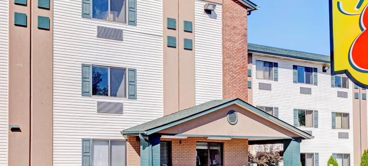 路易斯威尔机场速8酒店(Super 8 by Wyndham Louisville Airport)图片