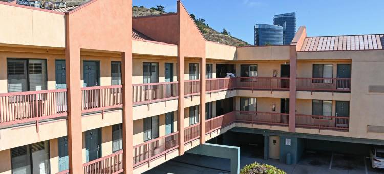 南旧金山/奥伊斯特角机场戴斯酒店(Days Inn by Wyndham San Francisco S/Oyster Point Airport)图片