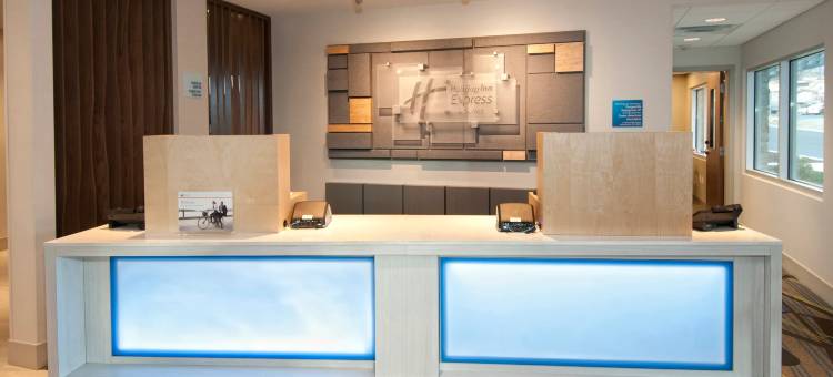 洲际酒店集团智选假日套房酒店约翰斯敦(Holiday Inn Express & Suites Johnstown)图片