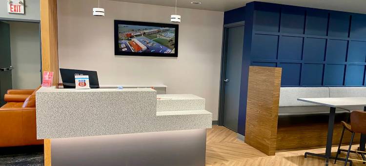 温尼伯西温德姆豪生酒店(Howard Johnson by Wyndham Winnipeg West)图片