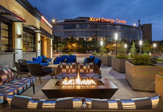 Courtyard St. Paul Downtown Hotel Overview