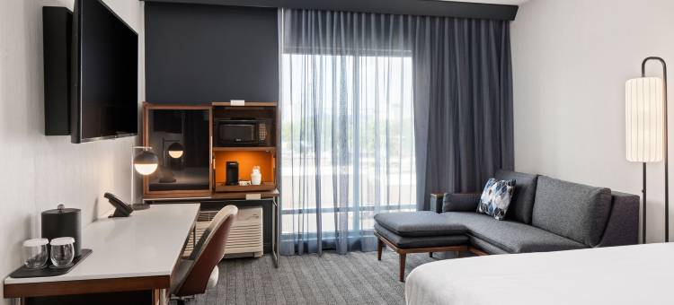 Courtyard Owatonna Downtown图片