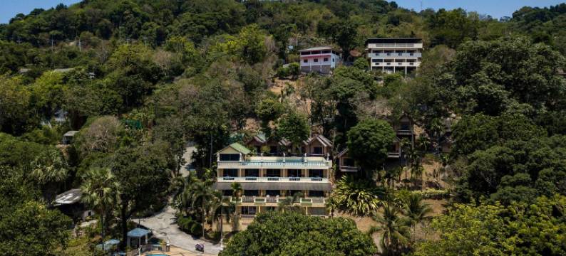 普吉岛班卡伦山度假酒店(Baan Karon Hill Phuket Resort)图片