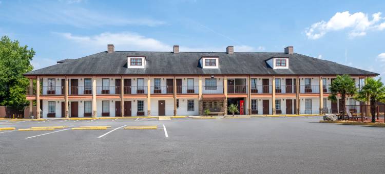 乔治亚科默斯温德姆呗盟酒店 - 近丹吉尔畅货中心(Baymont by Wyndham Commerce GA Near Tanger Outlets Mall)图片