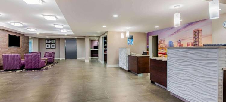 巴尔的摩I机场拉昆塔温德姆套房酒店(La Quinta Inn & Suites by Wyndham Baltimore BWI Airport)图片