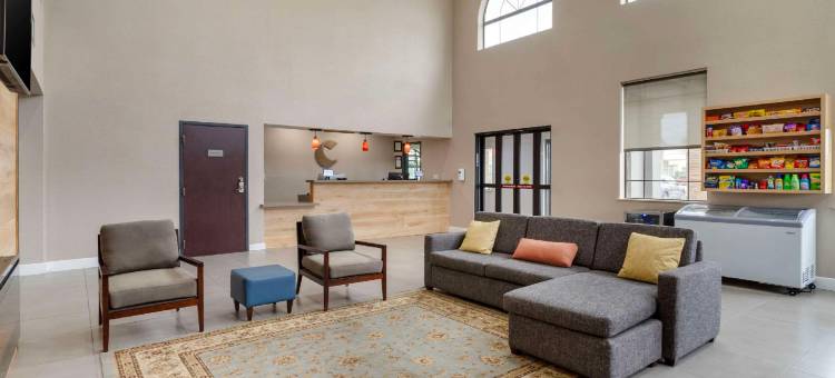 舒适套房-申纳多亚-伍德兰兹(Country Inn & Suites by Radisson, The Woodlands)图片