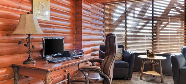 亚什兰苏必利尔湖凯艺酒店(Quality Inn Ashland - Lake Superior)图片