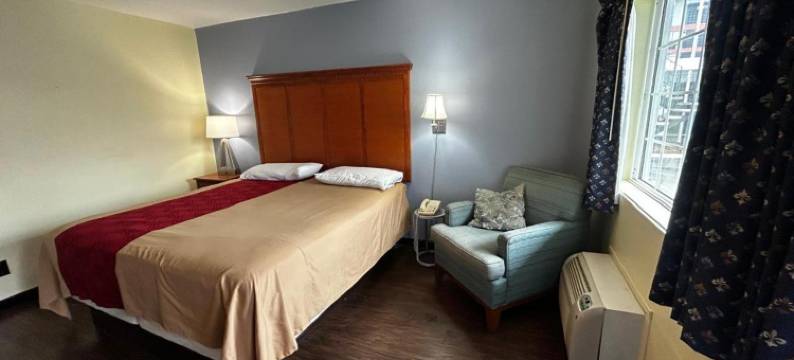 Travelers Inn by OYO 朗维尤凯尔索(Travelers Inn by OYO Longview Kelso)图片