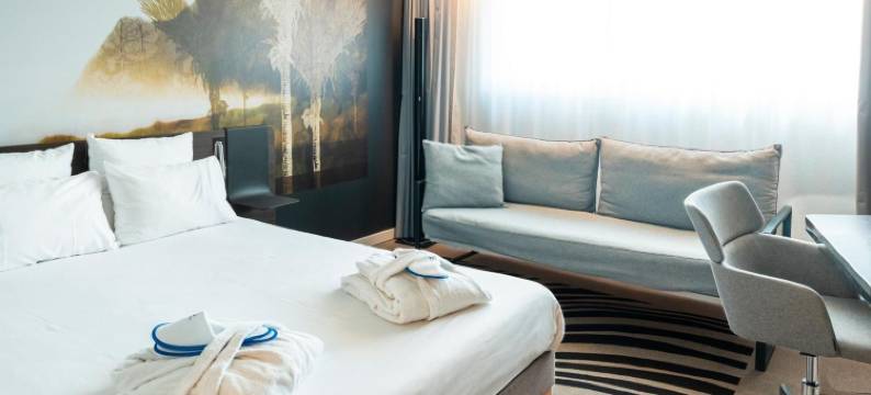 卡昂珍珠海岸诺富特酒店(Novotel Caen Côte de Nacre)图片