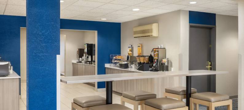 新阿尔姆温德姆麦客达套房酒店(Microtel Inn & Suites by Wyndham New Ulm)图片