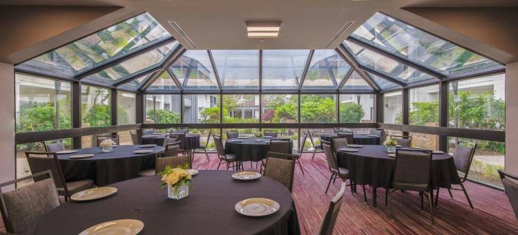 林可夫雷德班克万怡酒店(Courtyard Lincroft Red Bank)图片