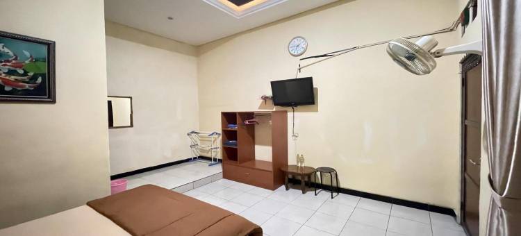 红多兹酒店@加鲁特帕塔鲁曼(RedDoorz @ Pataruman Garut)图片