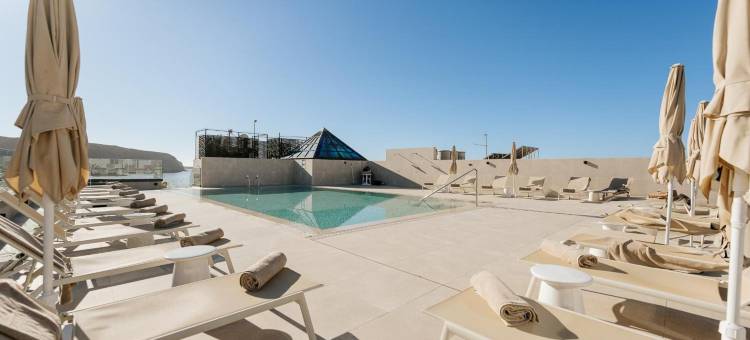 拉布兰达广场里维容酒店(Hotel Reveron Plaza)图片