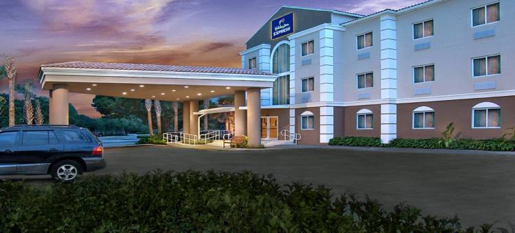 Holiday Inn Express 西棕榈湾泳滩地铁中心(Holiday Inn Express West Palm Beach Metrocentre)图片