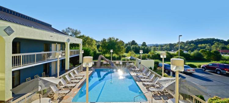 卡德斯科夫贝斯特韦斯特酒店(Best Western Cades Cove Inn)图片