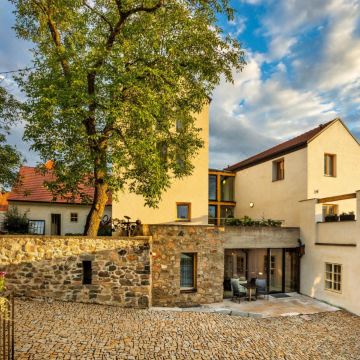 贝内绍夫贝尔维尤酒店(Bellevue Hotel Benešov)图片