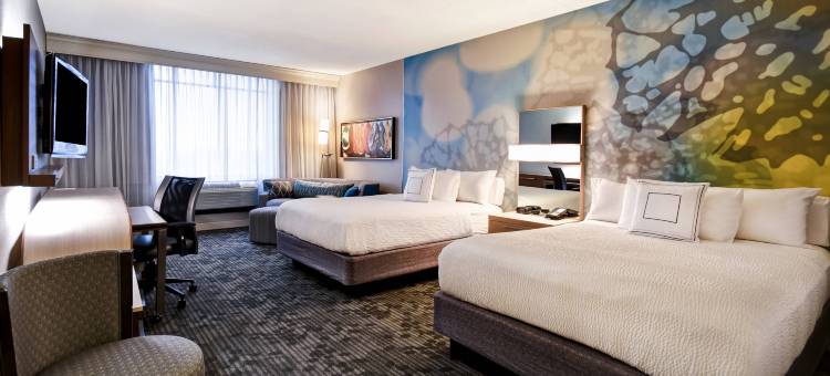 路易斯威尔机场万怡酒店(Courtyard Louisville Airport)图片