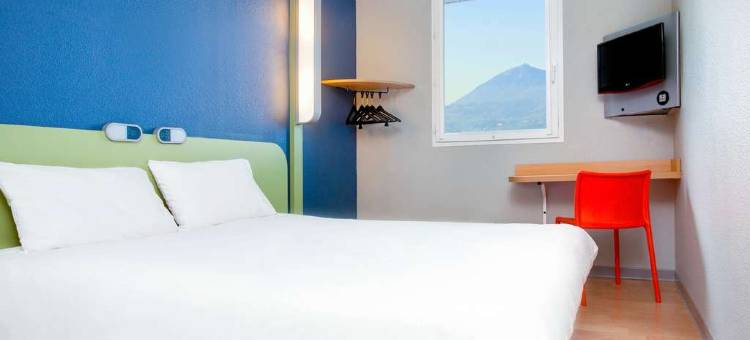 宜必思快捷酒店克莱蒙费朗北里永(Ibis Budget Clermont Ferrand Nord Riom)图片