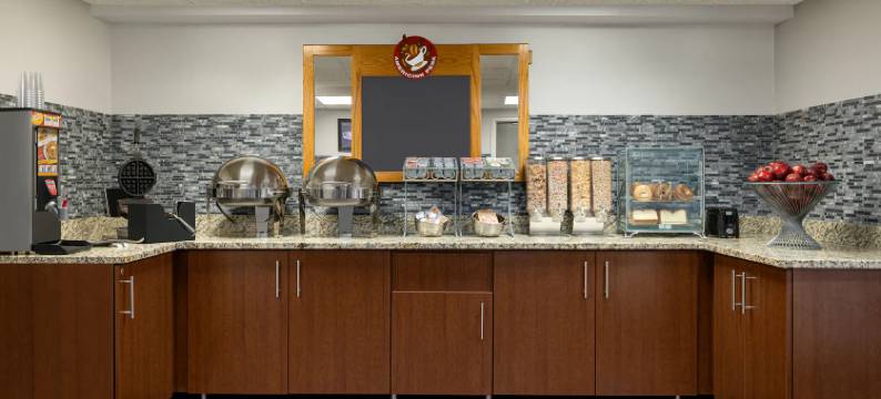 格罗韦海茨明尼阿波利斯美吟温德姆酒店(AmericInn by Wyndham Inver Grove Heights Minneapolis)图片