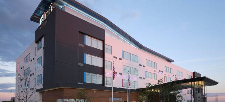 沃基雅乐轩酒店(Aloft Waukee)图片