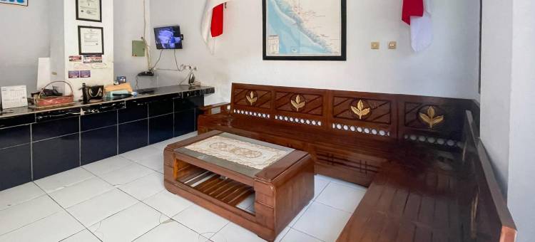 Urbanview Hotel Grand Seven One Kota图片