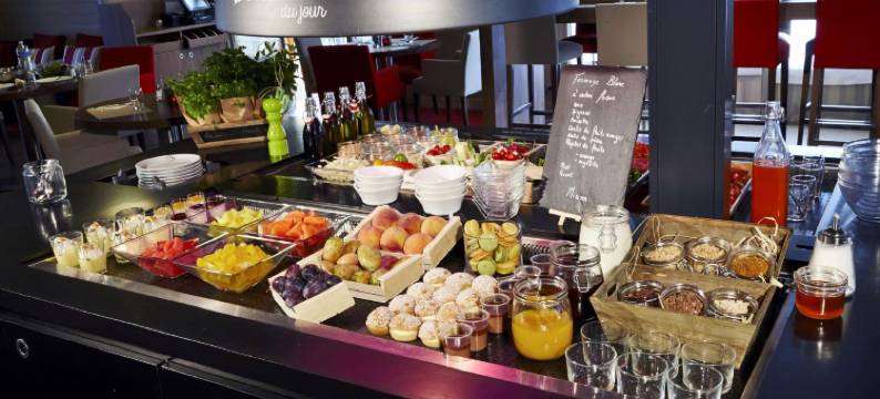 康铂 NATURE - 塞纳河畔维莱讷波瓦西(Campanile NATURE - Villennes sur Seine Poissy)图片