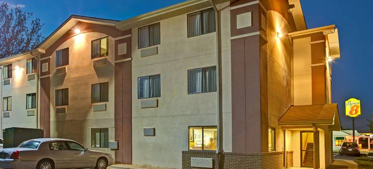 大学公园市华盛顿特区地区速8酒店(Super 8 by Wyndham College Park Wash DC Area)图片