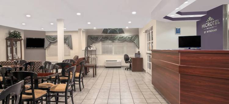 梅里迪恩麦客达套房酒店(Microtel Inn & Suites by Wyndham Meridian)图片