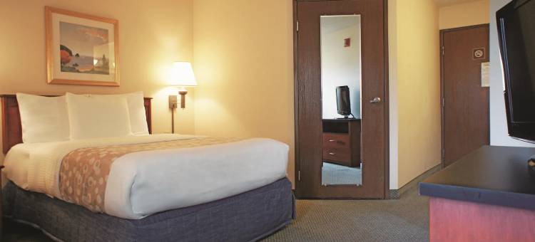 埃尔帕索西巴特利特拉昆塔温德姆套房酒店(La Quinta Inn & Suites by Wyndham El Paso West Bartlett)图片