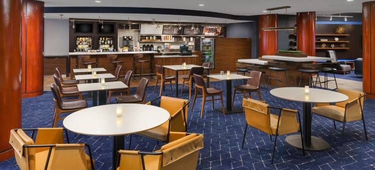 哈特福德顿万怡酒店(Courtyard Hartford Farmington)图片