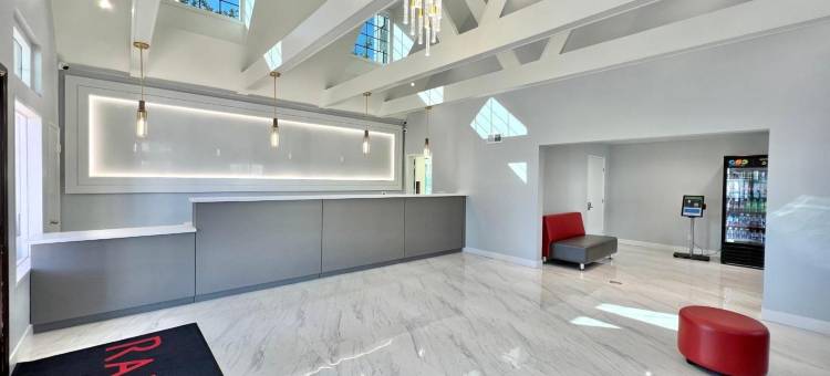 安纳海母会议中心温德姆华美达酒店(Ramada by Wyndham Anaheim Convention Center)图片