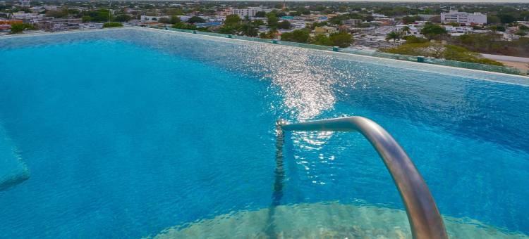 梅尼达万豪城市快捷普拉斯酒店(City Express Plus by Marriott Mérida)图片