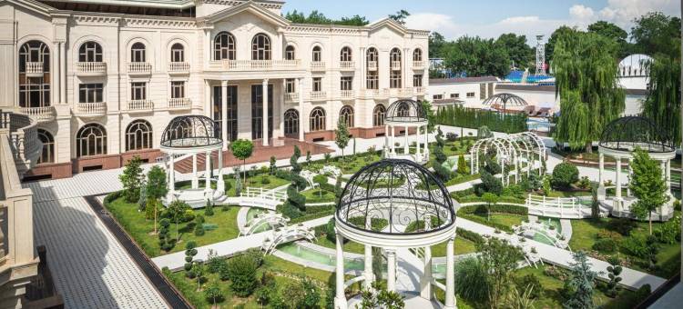 Zarafshon公园边酒店(Zarafshon Parkside)图片